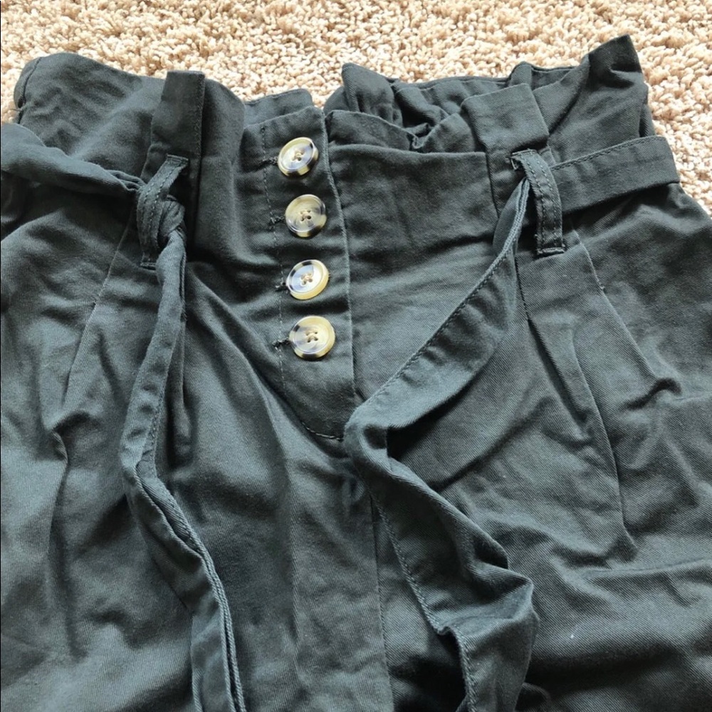 pants - Picture 2 of 3